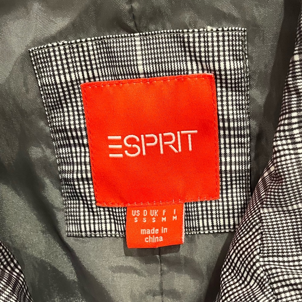 ESPRIT Jacket - Picture 2 of 12